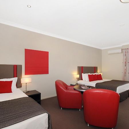 Platinum International Hotel Туумба Екстериор снимка