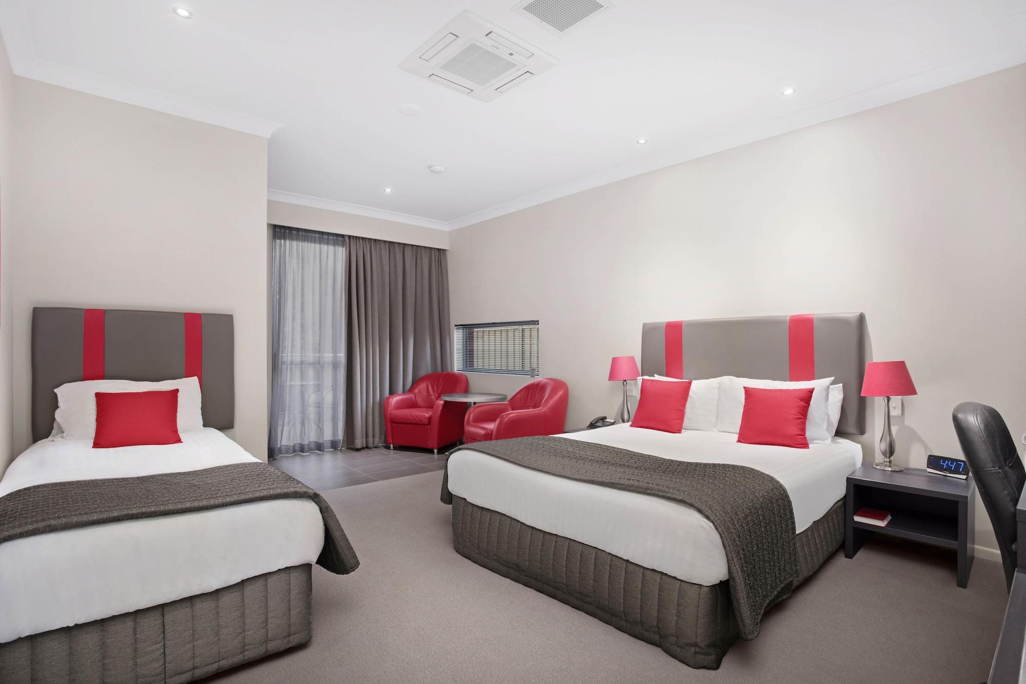 Platinum International Hotel Туумба Екстериор снимка