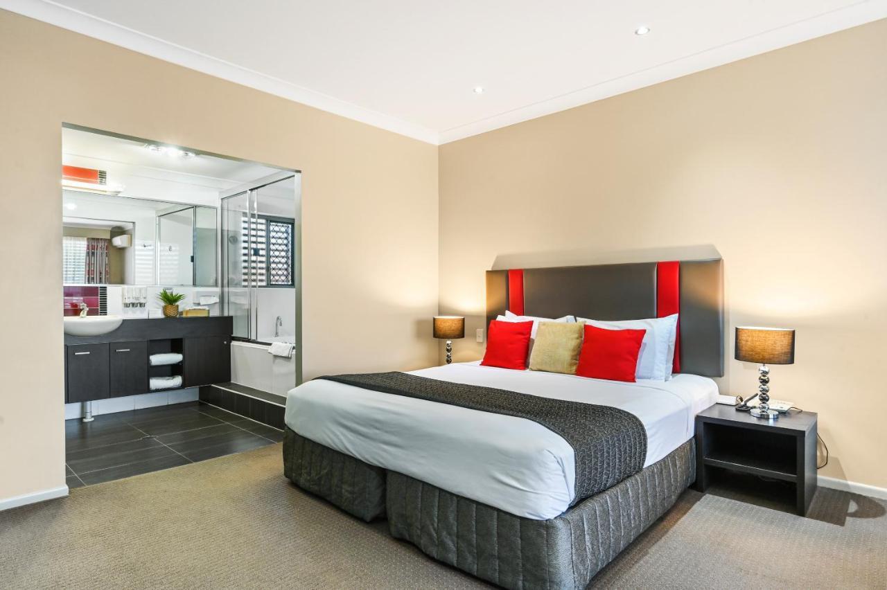 Platinum International Hotel Туумба Екстериор снимка