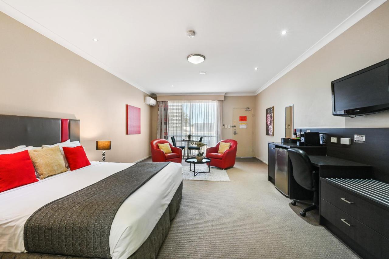 Platinum International Hotel Туумба Екстериор снимка