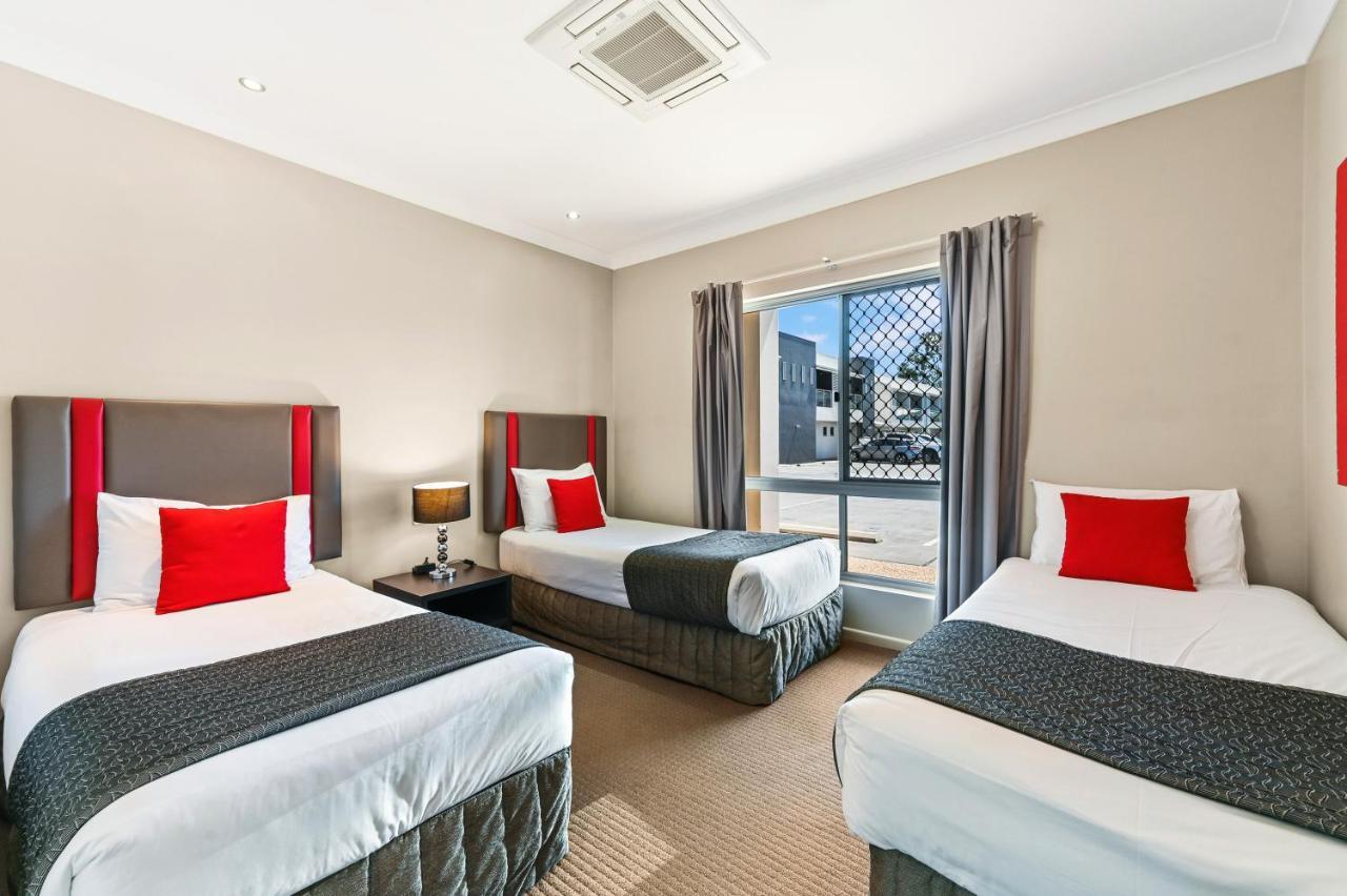 Platinum International Hotel Туумба Екстериор снимка