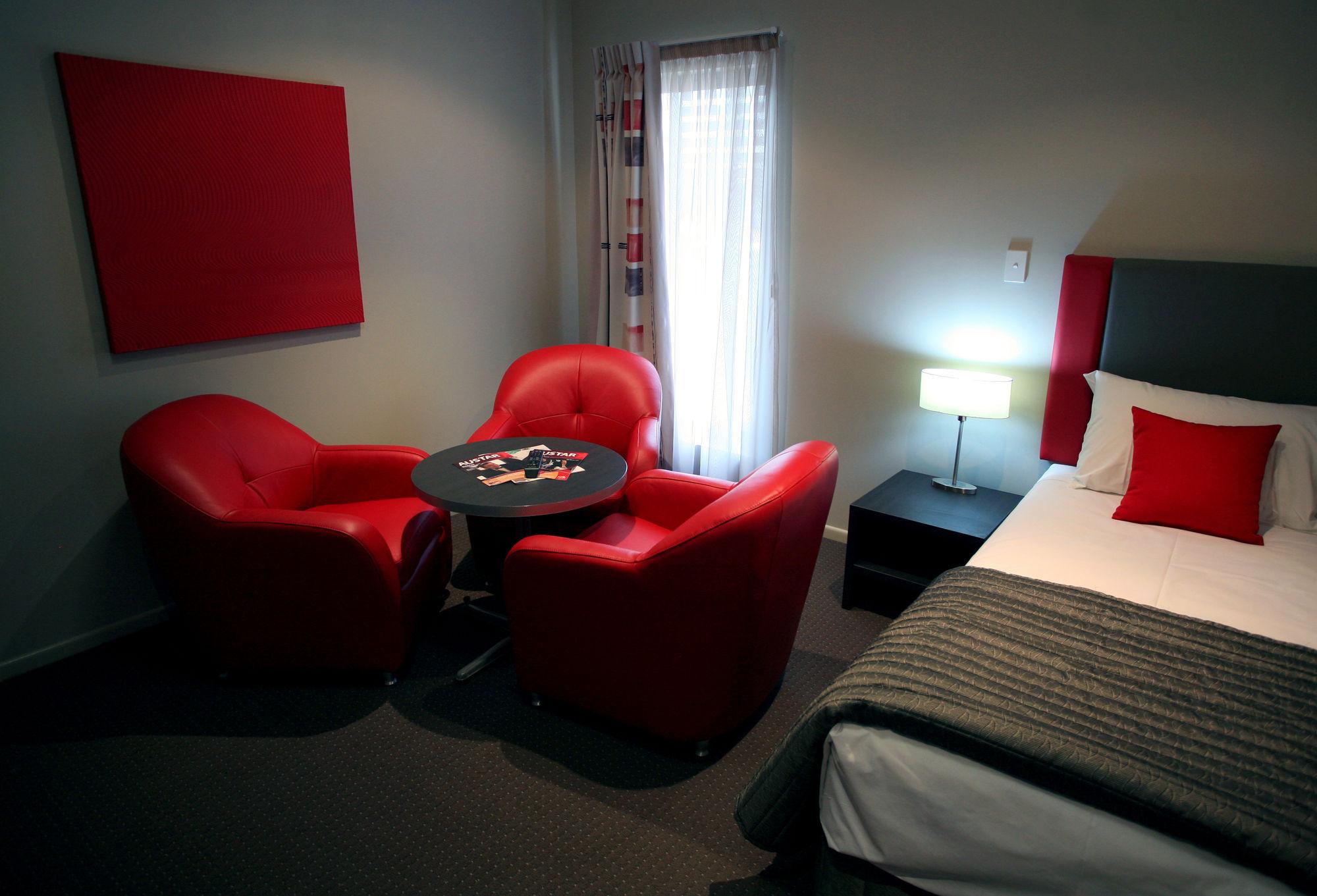 Platinum International Hotel Туумба Екстериор снимка