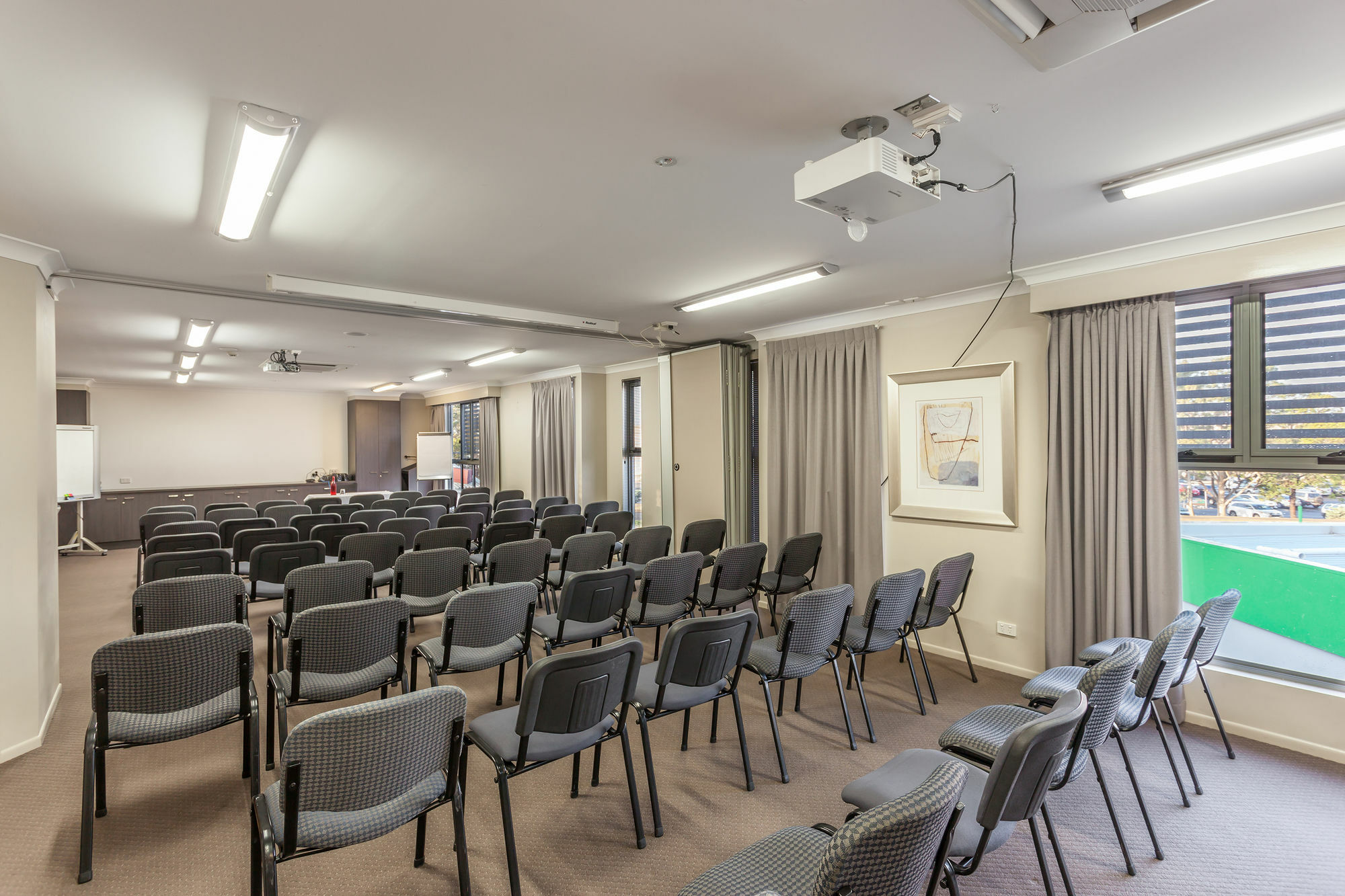 Platinum International Hotel Туумба Екстериор снимка